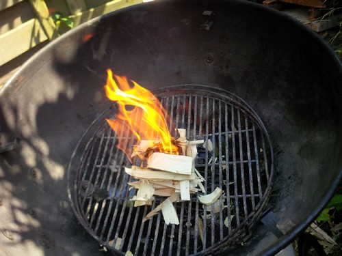 In brand steken en de kolen er op!