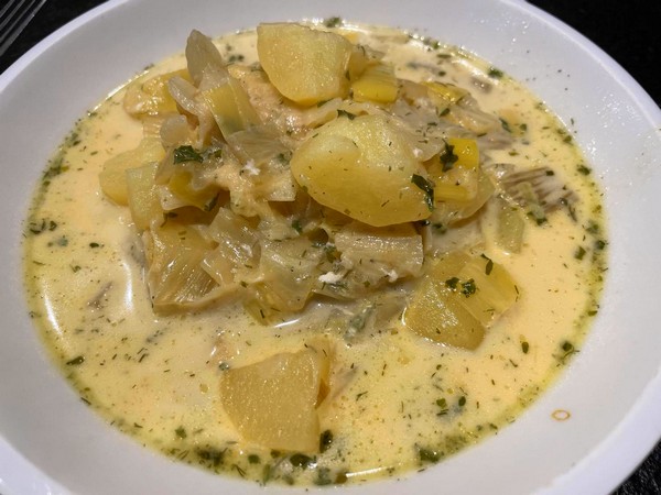 witte vis met prei en venkel